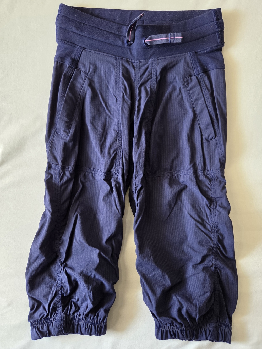Ivivva Girl's Navy Drawstring Cropped Joggers